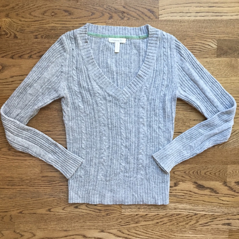 👢Gray Aeropostale knit sweater!👢